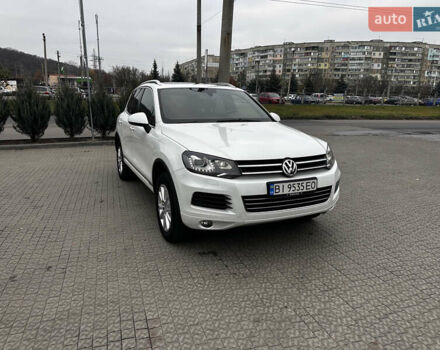Белый Фольксваген Туарег, объемом двигателя 2.97 л и пробегом 260 тыс. км за 21900 $, фото 4 на Automoto.ua