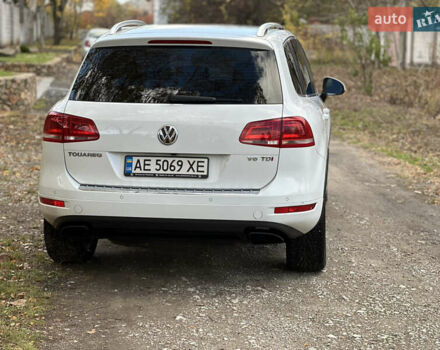 Белый Фольксваген Туарег, объемом двигателя 2.97 л и пробегом 230 тыс. км за 18500 $, фото 9 на Automoto.ua