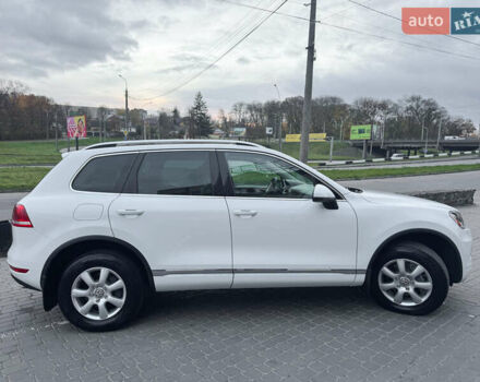 Белый Фольксваген Туарег, объемом двигателя 2.97 л и пробегом 278 тыс. км за 26800 $, фото 12 на Automoto.ua