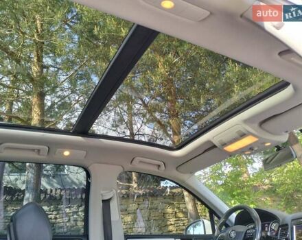 Білий Фольксваген Туарег, об'ємом двигуна 3 л та пробігом 241 тис. км за 21800 $, фото 8 на Automoto.ua