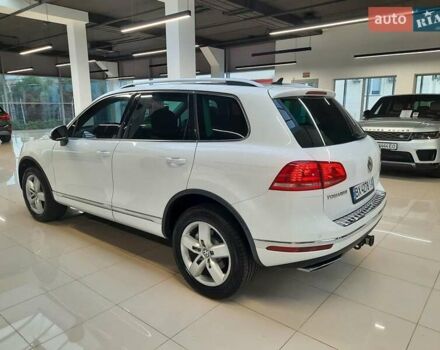 Белый Фольксваген Туарег, объемом двигателя 3 л и пробегом 111 тыс. км за 23477 $, фото 12 на Automoto.ua