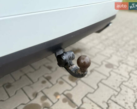 Белый Фольксваген Туарег, объемом двигателя 3 л и пробегом 279 тыс. км за 22999 $, фото 38 на Automoto.ua