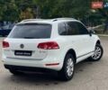 Белый Фольксваген Туарег, объемом двигателя 2.98 л и пробегом 258 тыс. км за 22499 $, фото 4 на Automoto.ua