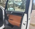 Белый Фольксваген Туарег, объемом двигателя 2.97 л и пробегом 162 тыс. км за 21500 $, фото 10 на Automoto.ua