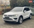 Білий Фольксваген Туарег, об'ємом двигуна 2.97 л та пробігом 228 тис. км за 23900 $, фото 4 на Automoto.ua