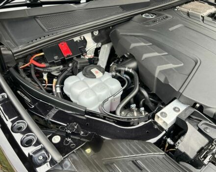 Белый Фольксваген Туарег, объемом двигателя 3 л и пробегом 125 тыс. км за 47500 $, фото 10 на Automoto.ua