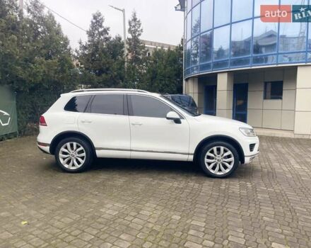 Білий Фольксваген Туарег, об'ємом двигуна 2.97 л та пробігом 228 тис. км за 23900 $, фото 10 на Automoto.ua