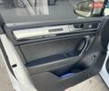 Білий Фольксваген Туарег, об'ємом двигуна 2.97 л та пробігом 228 тис. км за 24500 $, фото 14 на Automoto.ua