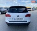 Белый Фольксваген Туарег, объемом двигателя 2.97 л и пробегом 209 тыс. км за 25900 $, фото 3 на Automoto.ua