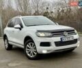 Белый Фольксваген Туарег, объемом двигателя 2.97 л и пробегом 290 тыс. км за 15900 $, фото 1 на Automoto.ua
