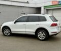Белый Фольксваген Туарег, объемом двигателя 2.97 л и пробегом 290 тыс. км за 15900 $, фото 11 на Automoto.ua