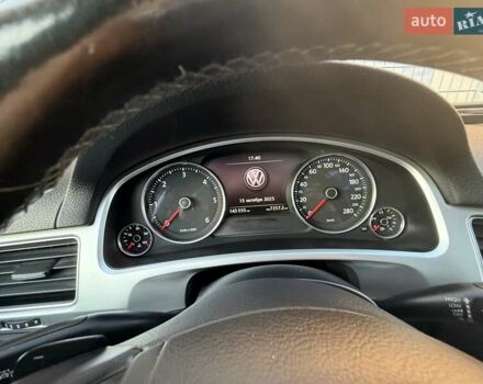 Белый Фольксваген Туарег, объемом двигателя 2.97 л и пробегом 145 тыс. км за 31500 $, фото 36 на Automoto.ua