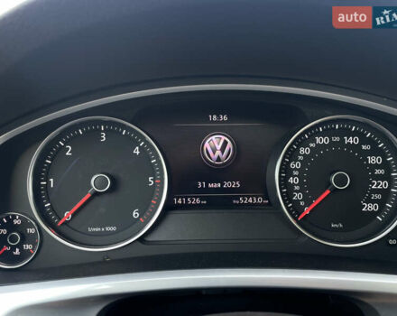 Белый Фольксваген Туарег, объемом двигателя 2.97 л и пробегом 141 тыс. км за 23500 $, фото 10 на Automoto.ua