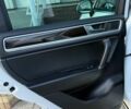 Белый Фольксваген Туарег, объемом двигателя 2.97 л и пробегом 145 тыс. км за 31500 $, фото 14 на Automoto.ua
