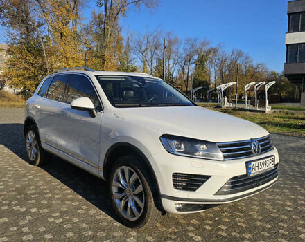Белый Фольксваген Туарег, объемом двигателя 3 л и пробегом 260 тыс. км за 26000 $, фото 11 на Automoto.ua