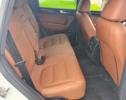 Белый Фольксваген Туарег, объемом двигателя 2.97 л и пробегом 162 тыс. км за 21500 $, фото 11 на Automoto.ua