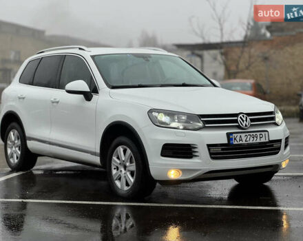 Белый Фольксваген Туарег, объемом двигателя 2.97 л и пробегом 248 тыс. км за 18000 $, фото 6 на Automoto.ua