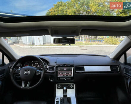 Белый Фольксваген Туарег, объемом двигателя 2.97 л и пробегом 227 тыс. км за 23499 $, фото 7 на Automoto.ua