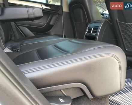 Білий Фольксваген Туарег, об'ємом двигуна 3 л та пробігом 241 тис. км за 21800 $, фото 21 на Automoto.ua