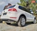 Білий Фольксваген Туарег, об'ємом двигуна 3 л та пробігом 241 тис. км за 21800 $, фото 30 на Automoto.ua