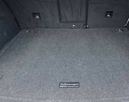 Белый Фольксваген Туарег, объемом двигателя 3 л и пробегом 140 тыс. км за 16600 $, фото 10 на Automoto.ua