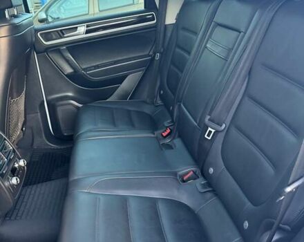 Белый Фольксваген Туарег, объемом двигателя 2.97 л и пробегом 145 тыс. км за 31500 $, фото 16 на Automoto.ua