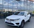 Белый Фольксваген Туарег, объемом двигателя 2.97 л и пробегом 209 тыс. км за 25900 $, фото 5 на Automoto.ua