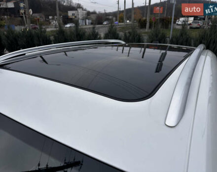 Белый Фольксваген Туарег, объемом двигателя 2.97 л и пробегом 260 тыс. км за 21900 $, фото 16 на Automoto.ua