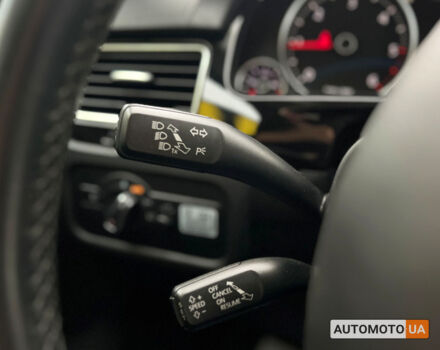 Білий Фольксваген Туарег, об'ємом двигуна 3 л та пробігом 283 тис. км за 20800 $, фото 19 на Automoto.ua