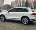 Білий Фольксваген Туарег, об'ємом двигуна 2.97 л та пробігом 228 тис. км за 23900 $, фото 6 на Automoto.ua