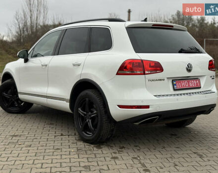 Белый Фольксваген Туарег, объемом двигателя 3 л и пробегом 279 тыс. км за 22999 $, фото 7 на Automoto.ua
