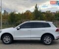 Белый Фольксваген Туарег, объемом двигателя 2.98 л и пробегом 258 тыс. км за 22499 $, фото 7 на Automoto.ua