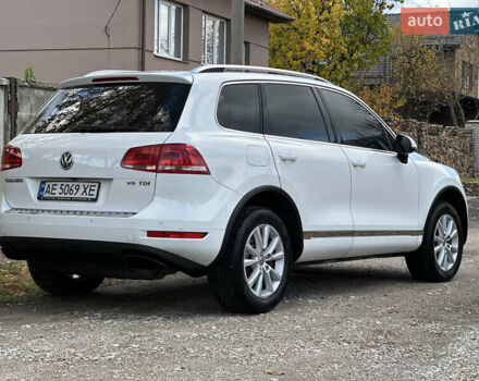 Белый Фольксваген Туарег, объемом двигателя 2.97 л и пробегом 230 тыс. км за 18500 $, фото 5 на Automoto.ua