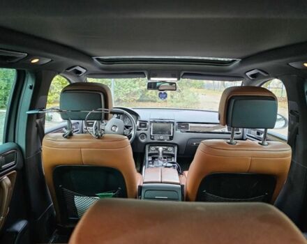 Белый Фольксваген Туарег, объемом двигателя 3 л и пробегом 154 тыс. км за 12500 $, фото 7 на Automoto.ua