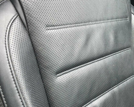 Білий Фольксваген Туарег, об'ємом двигуна 3 л та пробігом 215 тис. км за 25800 $, фото 36 на Automoto.ua