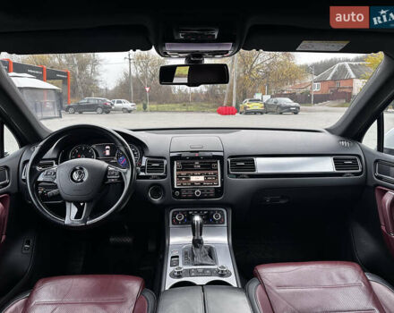 Белый Фольксваген Туарег, объемом двигателя 2.97 л и пробегом 260 тыс. км за 21900 $, фото 47 на Automoto.ua