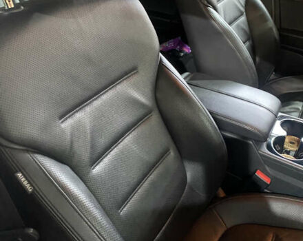 Білий Фольксваген Туарег, об'ємом двигуна 2.97 л та пробігом 165 тис. км за 23800 $, фото 10 на Automoto.ua