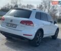 Белый Фольксваген Туарег, объемом двигателя 3 л и пробегом 229 тыс. км за 21000 $, фото 38 на Automoto.ua