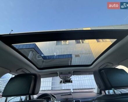 Белый Фольксваген Туарег, объемом двигателя 2.97 л и пробегом 145 тыс. км за 31500 $, фото 29 на Automoto.ua