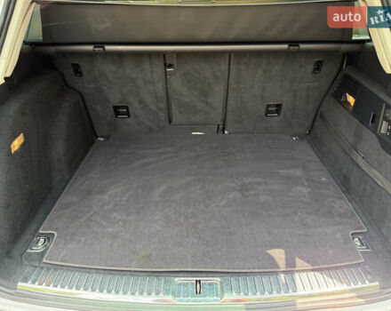 Білий Фольксваген Туарег, об'ємом двигуна 3 л та пробігом 215 тис. км за 25800 $, фото 21 на Automoto.ua