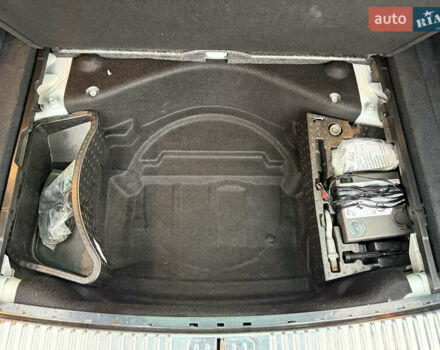 Белый Фольксваген Туарег, объемом двигателя 3 л и пробегом 279 тыс. км за 22999 $, фото 39 на Automoto.ua