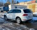 Белый Фольксваген Туарег, объемом двигателя 2.97 л и пробегом 400 тыс. км за 17000 $, фото 2 на Automoto.ua