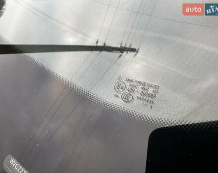 Белый Фольксваген Туарег, объемом двигателя 2.97 л и пробегом 260 тыс. км за 21900 $, фото 15 на Automoto.ua