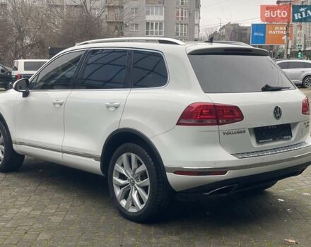 Білий Фольксваген Туарег, об'ємом двигуна 2.97 л та пробігом 228 тис. км за 23900 $, фото 7 на Automoto.ua