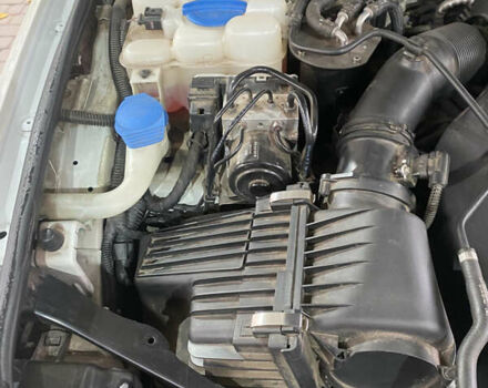 Білий Фольксваген Туарег, об'ємом двигуна 2.97 л та пробігом 165 тис. км за 23800 $, фото 17 на Automoto.ua