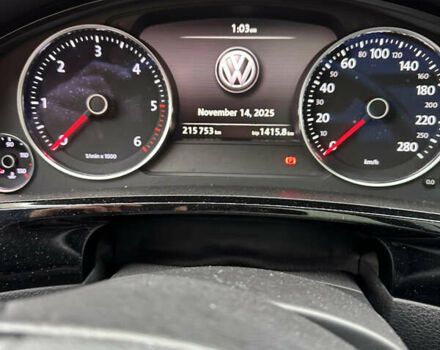 Белый Фольксваген Туарег, объемом двигателя 2.97 л и пробегом 215 тыс. км за 19700 $, фото 16 на Automoto.ua