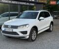 Белый Фольксваген Туарег, объемом двигателя 2.97 л и пробегом 205 тыс. км за 23900 $, фото 5 на Automoto.ua