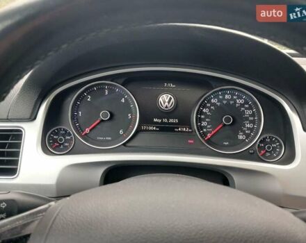 Белый Фольксваген Туарег, объемом двигателя 3 л и пробегом 170 тыс. км за 24900 $, фото 45 на Automoto.ua