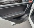 Белый Фольксваген Туарег, объемом двигателя 3 л и пробегом 170 тыс. км за 24900 $, фото 37 на Automoto.ua