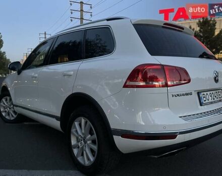 Белый Фольксваген Туарег, объемом двигателя 2.97 л и пробегом 208 тыс. км за 21800 $, фото 29 на Automoto.ua
